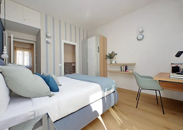 Ych-eleganza E Confort Vicino Metro Re Di Apartment *