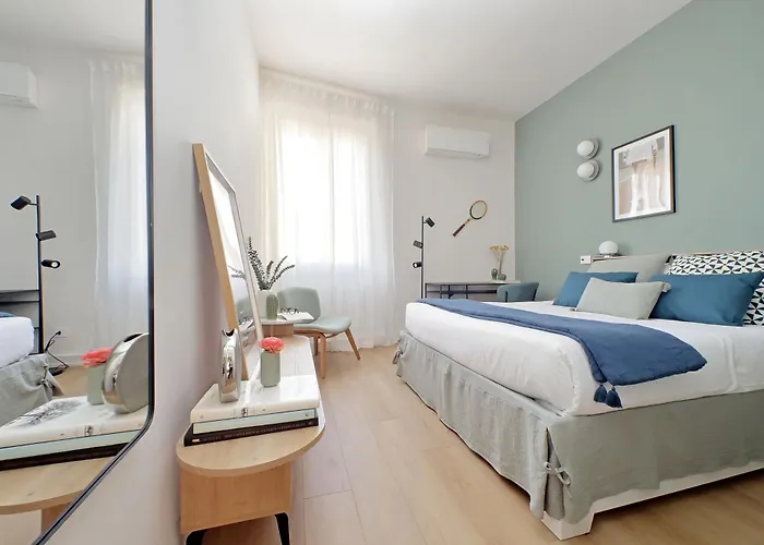 Ych-eleganza E Confort Vicino Metro Re Di Apartment *