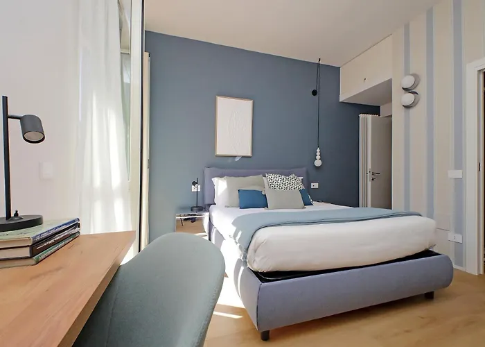 Apartment Ych-eleganza E Confort Vicino Metro Re Di *
