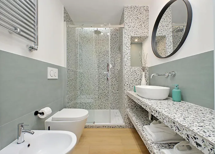 Ych-eleganza E Confort Vicino Metro Re Di Apartment